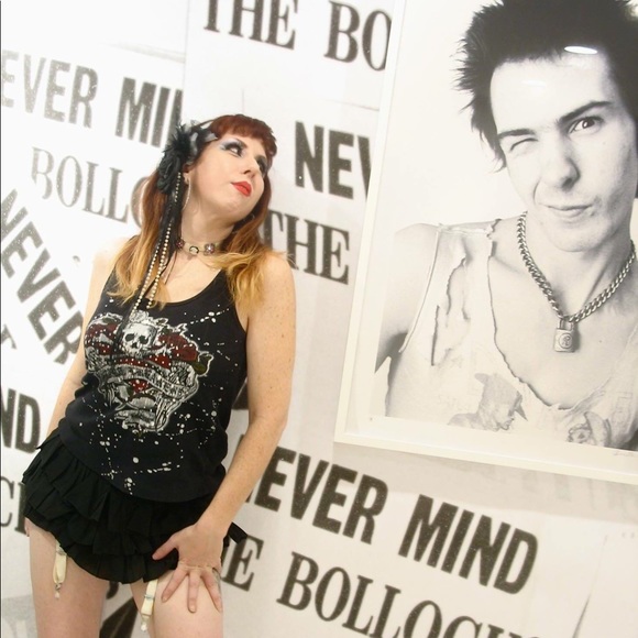 Meet your Posher, Lexa - Picture 4 of 7